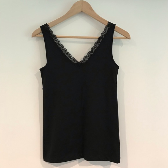 BANANA REPUBLIC TANK ! - Picture 2 of 7